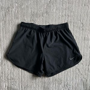 NWOT. XS black NIKE shorts.
